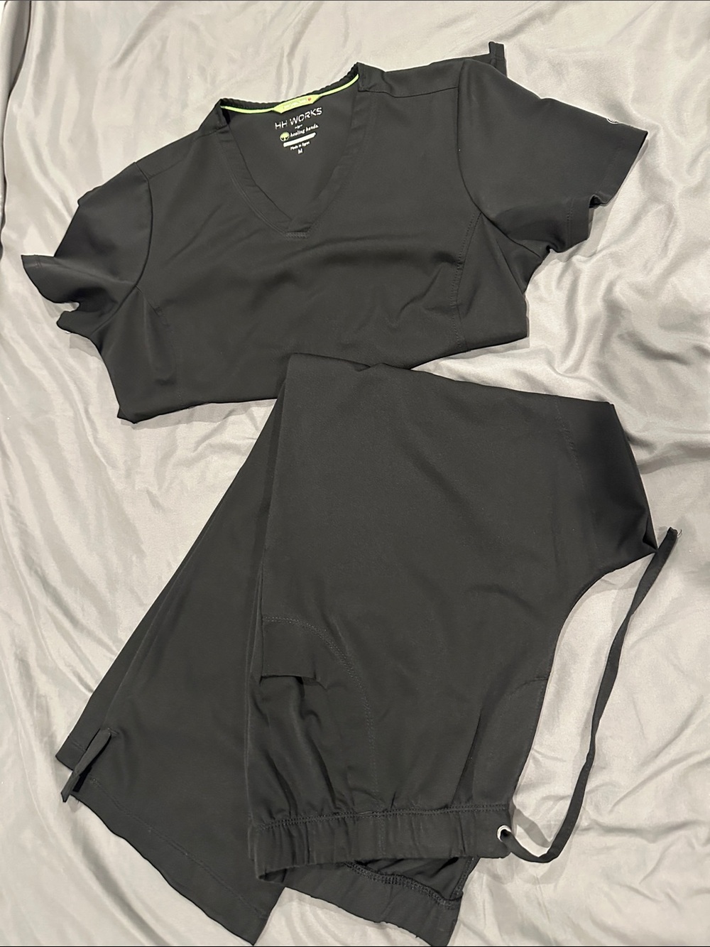 Women's Black Scrub Set - V-Neck Top & Drawstring Pants